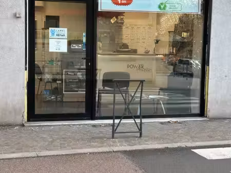 loue local professionnel