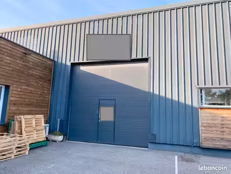 local 430 m² pont eveque