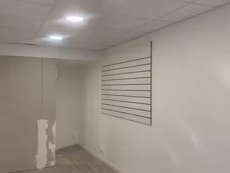 local commercial 20m2