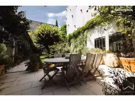 propriété 9 pièces 335 m²