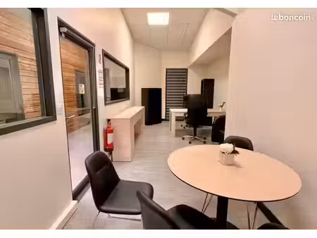 bureau 23 m² à louer – le centralis  saint-marcellin