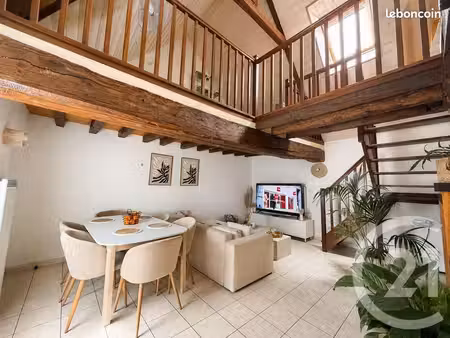 maison 4 pièces 80 m²