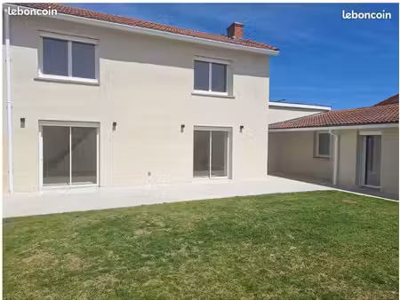 maison individuelle montrond-les-bains