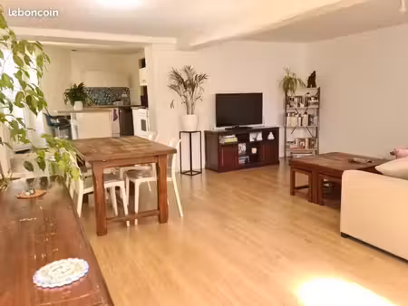 maison inédite type appartement (91m2) st paul du bois 134000 euros