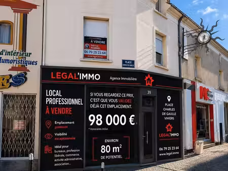 immeuble 80 m² lys-haut-layon