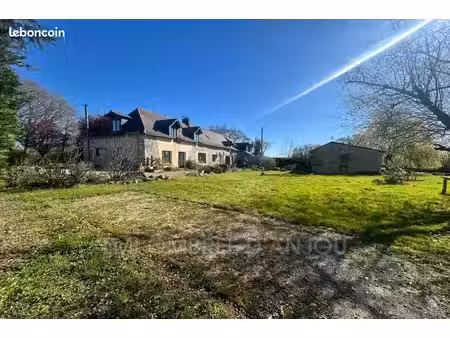 maison 9 pièces 320 m²