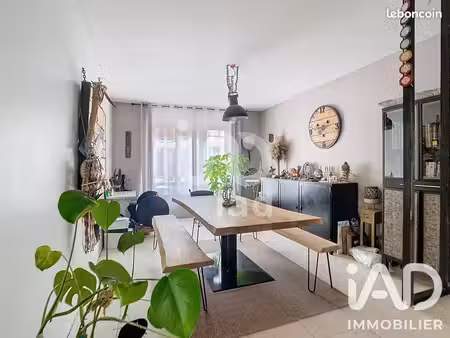 maison 7 pièces 174 m²