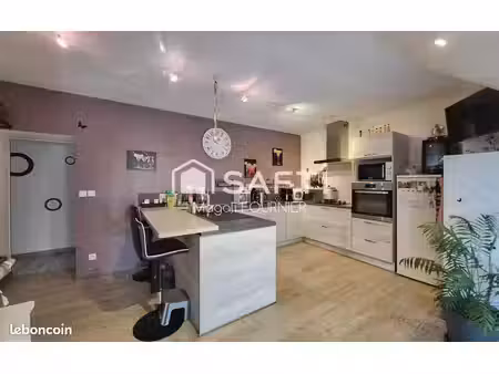 maison 5 pièces 150 m²