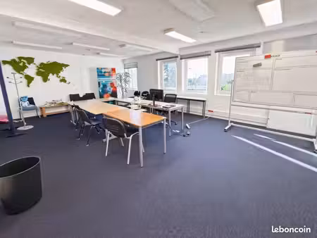 bureaux 325 m²