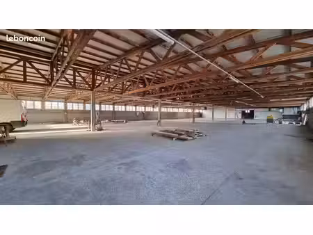 local 1310 m² gondreville