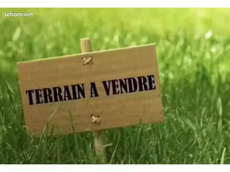 terrain 570 m² ormes