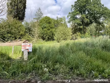 terrain 734 m² pourcy