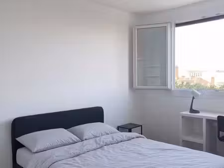 appartement meublé 65m² balcon parking - orléans gare