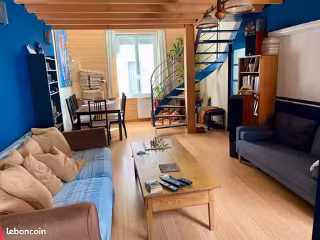 maison tortière  verdure et calme  entièrement rénovée  1 à 2 box voiture