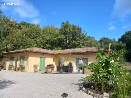 maison de 135 m2 dans le lot sur la commune d' ussel