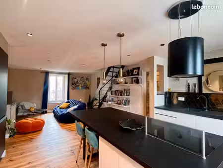duplex t3 – place du lycée – 98 m² au sol – garage