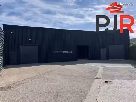 local 326 m² pulnoy