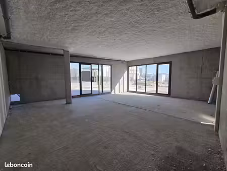 local commercial 62 m² avrillé