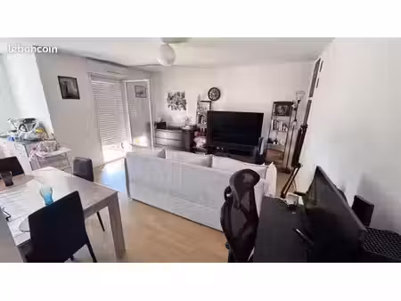 location appartement t2 résidence le floria