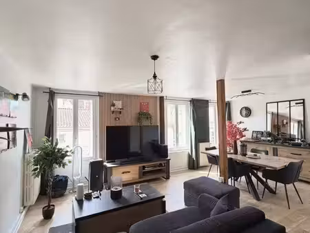 appartement rénové  meublé et tout équipé