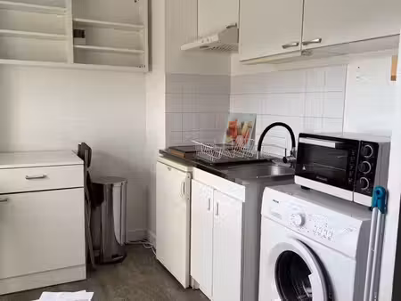 studio meublé 19 m² avec balcon