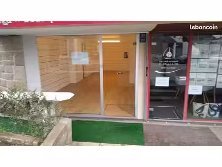 local commercial à louer à la trinité sur mer