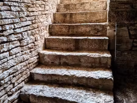 tres jolie maison en pierre