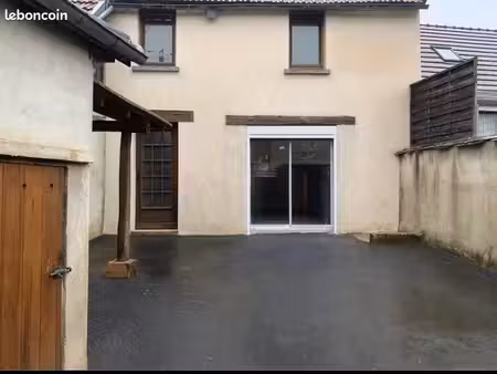 ? maison familiale à louer – passy / grigny
