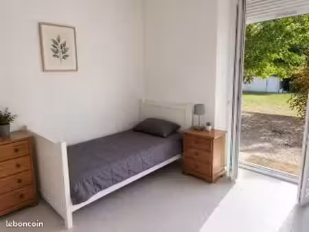 studio 1 pièce 35 m²