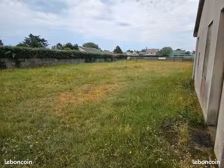 vends parcelle à bâtir à pirou plage