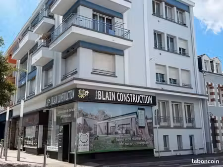 saint nazaire hyper centre: loue local bureaux & commerce 108 m2