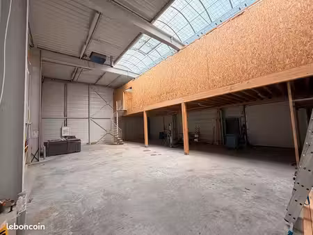 local 311 m² les sorinieres