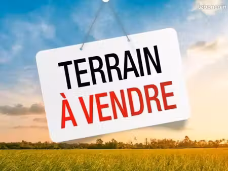 terrain 366 m² colpo