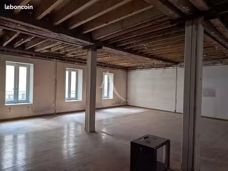 appartement 3 pièces 77 m²
