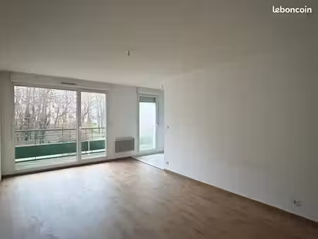 appartement 3 pièces 65 m²