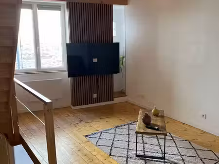 maison de charme rénovée + meublée – 48 m² – lagnieu