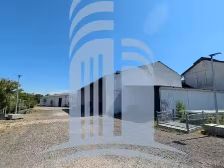 local 1250 m² maxéville