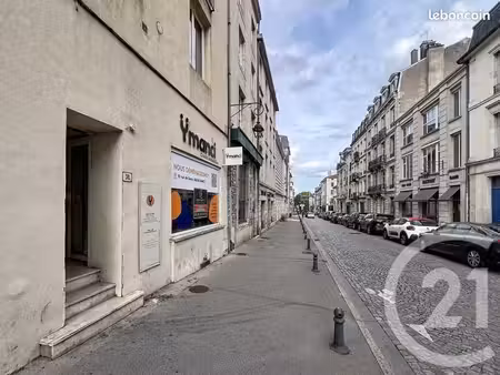 local commercial 54 m²