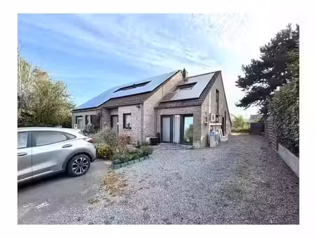 duplex à louer avec terrasse et jardin   erpent (vbe63835)