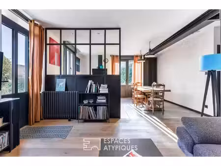 maison de ville rénovée avec jardin et piscine à rabastens