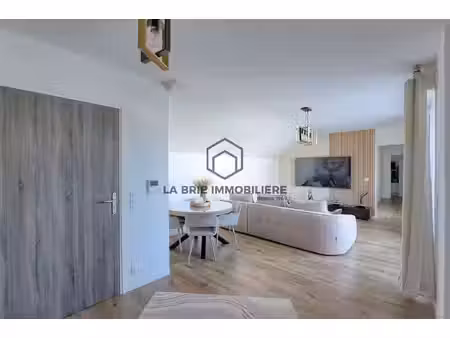appartement brie comte robert 4 pièce(s) 83 m2