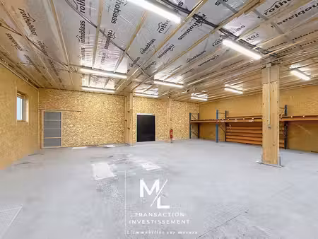 entrepôt avec logement de fonction