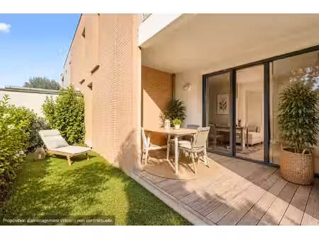 t2 en rez-de-jardin l'union