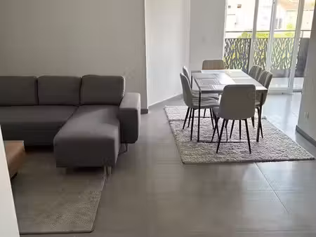à louer – appartement 2 chambres rénové à serémange-erzange – proche luxembourg