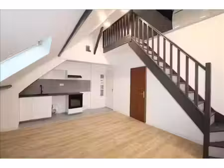 studio - 2ème étage - 19 15 m2 - 1 pièce - vide