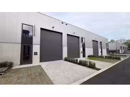 nouvelle unité de pme en construction à vendre dans le parc