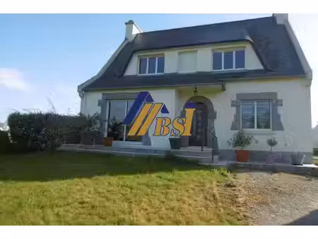 gouesnou à louer belle traditionnelle avec jardin et sous-sol