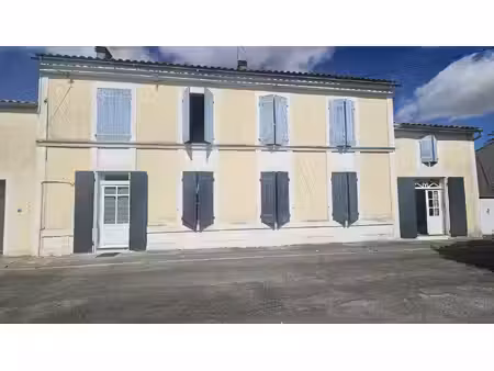 saint-mard (17) maison avec fort potentiel