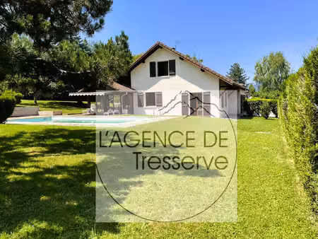 maison independante sur un terrain de 1808m2
