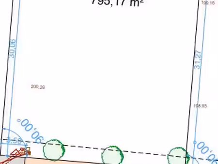 terrain 800 m²